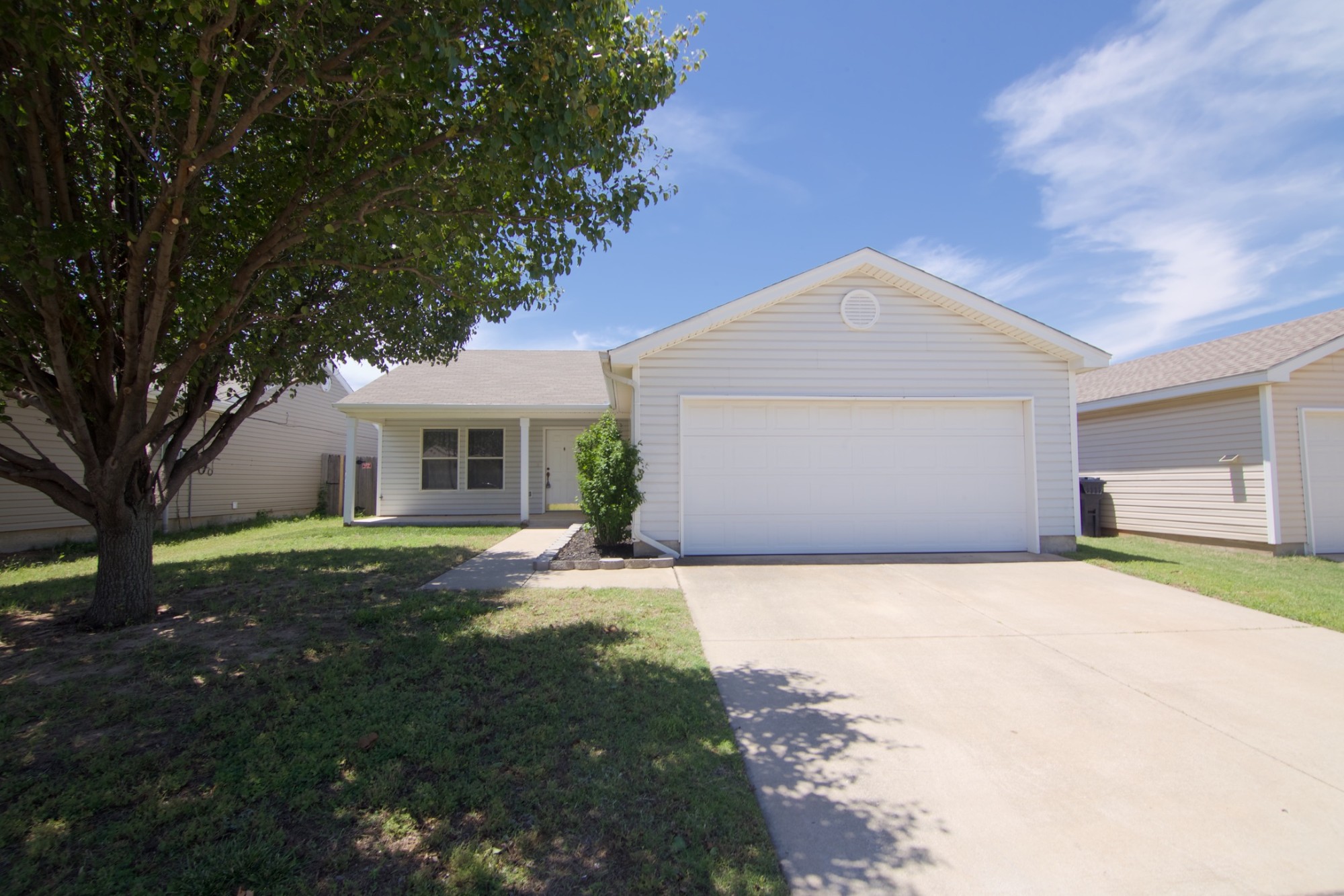 Moore Oklahoma rental home — GRID Real Estate property management